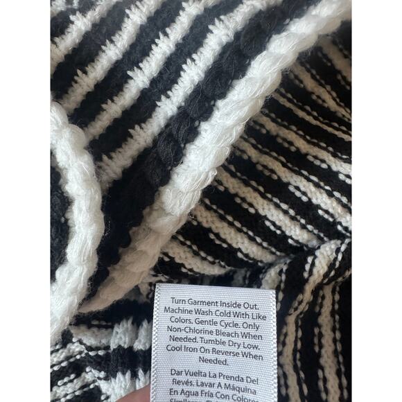 NWT Free Assembly | Black + White Striped Crochet Trim Cardigan | Size Small - Picture 8 of 9